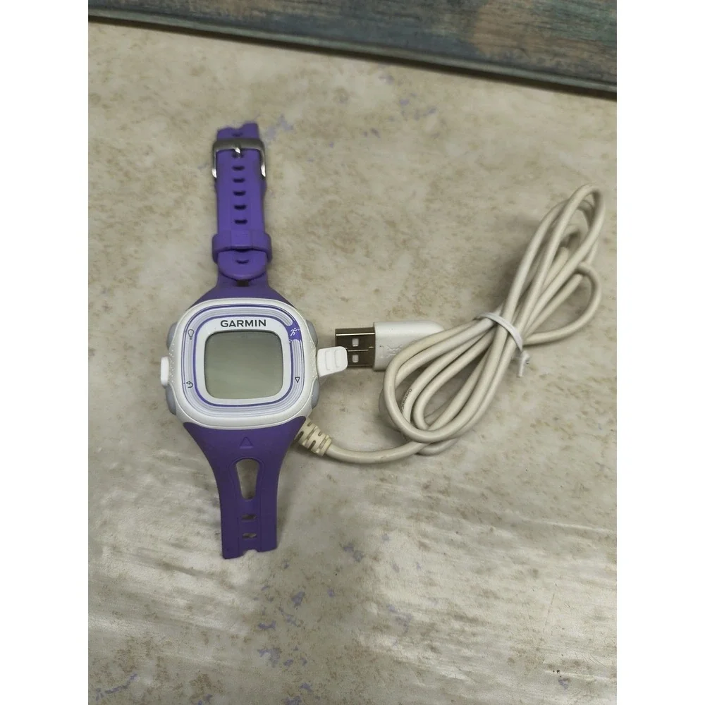 Garmin Forerunner 10 GPS Pedometer Running Watch Purple/ White with Charger